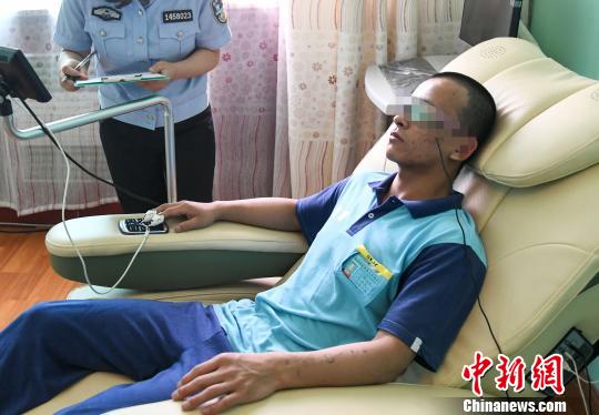 山西省戒毒管理局下屬共有13個(gè)戒毒場(chǎng)所和一個(gè)涉毒病殘所(山西省戒毒康復(fù)醫(yī)院)籌建處，其中省屬戒毒所9個(gè)，市屬戒毒所4個(gè)。　王建軍 攝