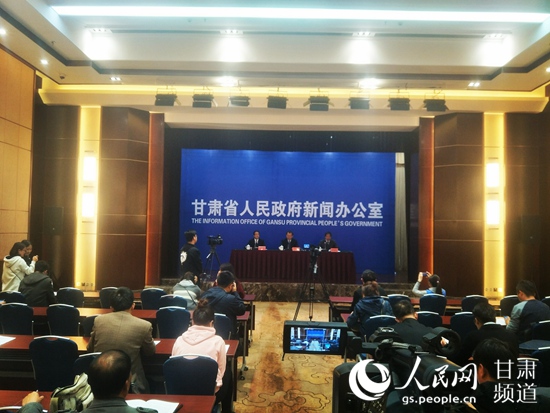 新聞發(fā)布會現(xiàn)場。（高翔 攝）