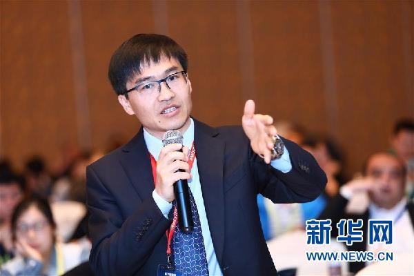 (愛國情 奮斗者·圖文互動)(2)為海洋裝備披上“鎧甲”的人——記“80后”研究員王立平