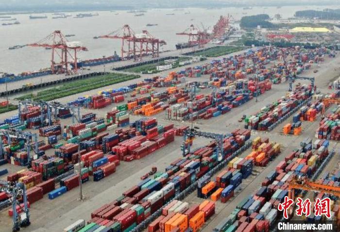 精準對接各行業(yè)復產需求南京多部門聯(lián)動“輸血”減負