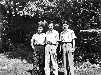 舍我其誰報國志，碧血丹心愛國情