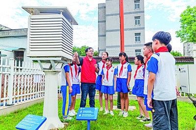 激勵創(chuàng)新，樹立“強(qiáng)國有我”鴻鵠志